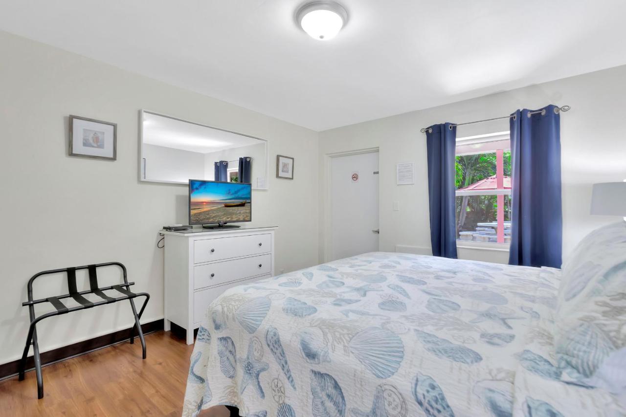 פומפנו ביץ' Seahorse Guesthouse מראה חיצוני תמונה