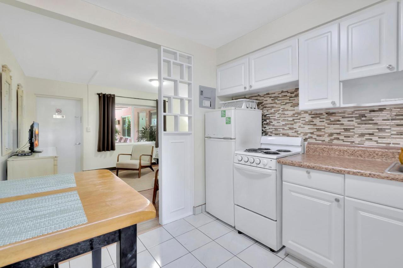 פומפנו ביץ' Seahorse Guesthouse מראה חיצוני תמונה